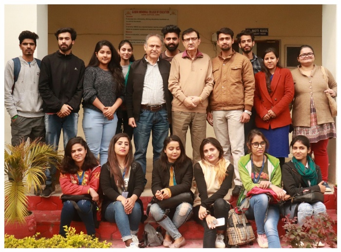 Acclaimed Radio Broadcaster Peerzada Abdal Mehjoor gives guest lecture at GMCE Jammu