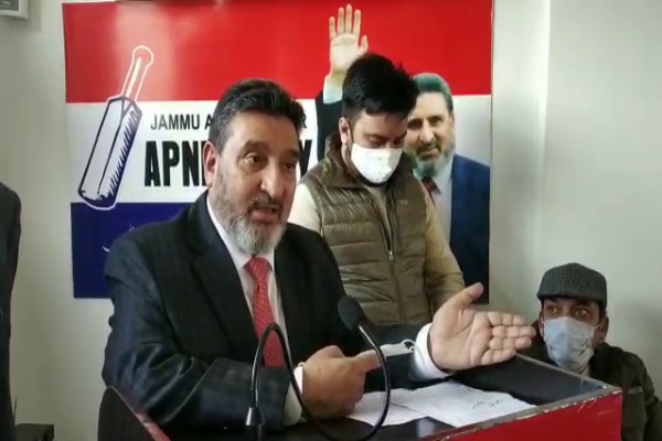 Apni Party’s focus is on alleviating sufferings of the people: Altaf Bukhari