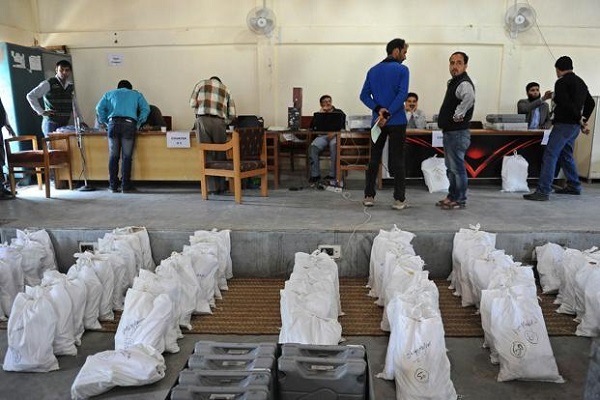 LAHDC Polls: Voting underway amid proper security arrangements in Leh Ladakh