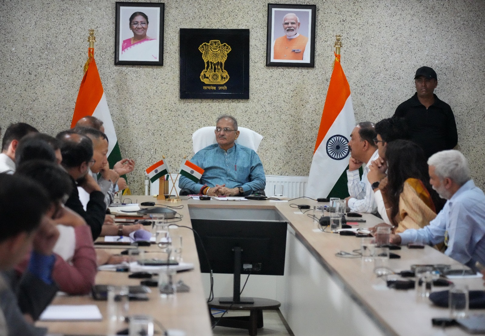 Lieutenant Governor Kavinder Gupta chairs introductory meeting with UT Ladakh officials
