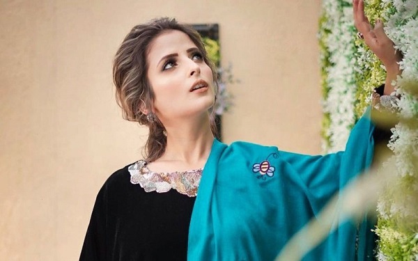 Dentist-turned-actor Sikh girl from Kashmir to debut in Punjabi film industry