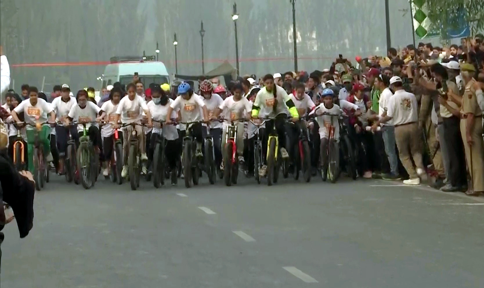 J&K Police organises ‘Pedal for Peace’ cycling event in Srinagar