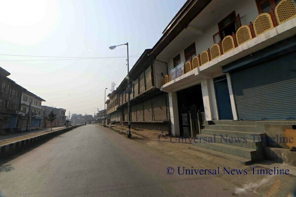 Spontaneous shutdown in Anantnag, Kulgam against militant killings