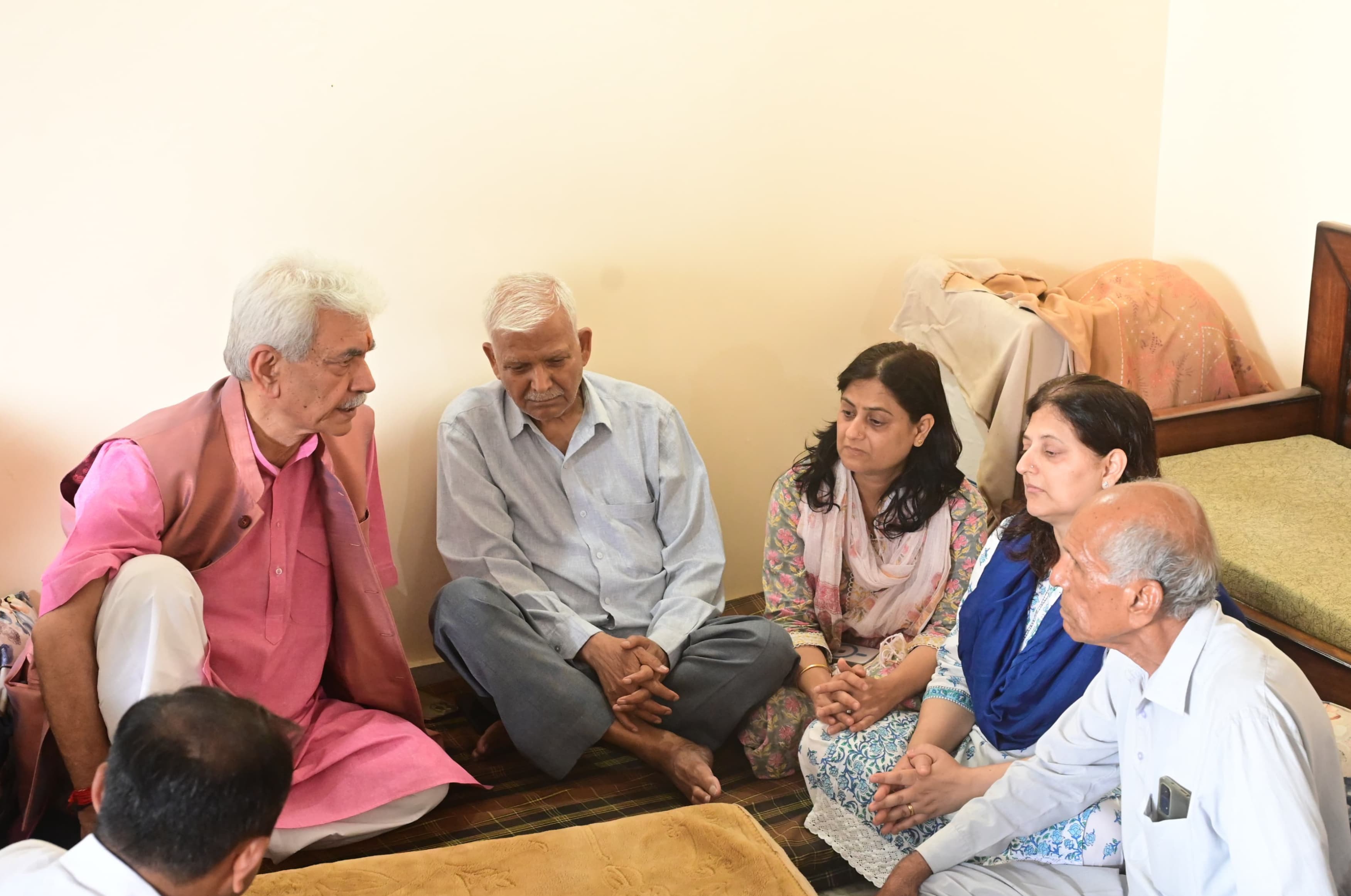 The Lieutenant Governor, Shri Manoj Sinha, today visited the family of Additional District Development Commissioner, Rajouri, Dr. Raj Kumar Thapa, in Jammu.