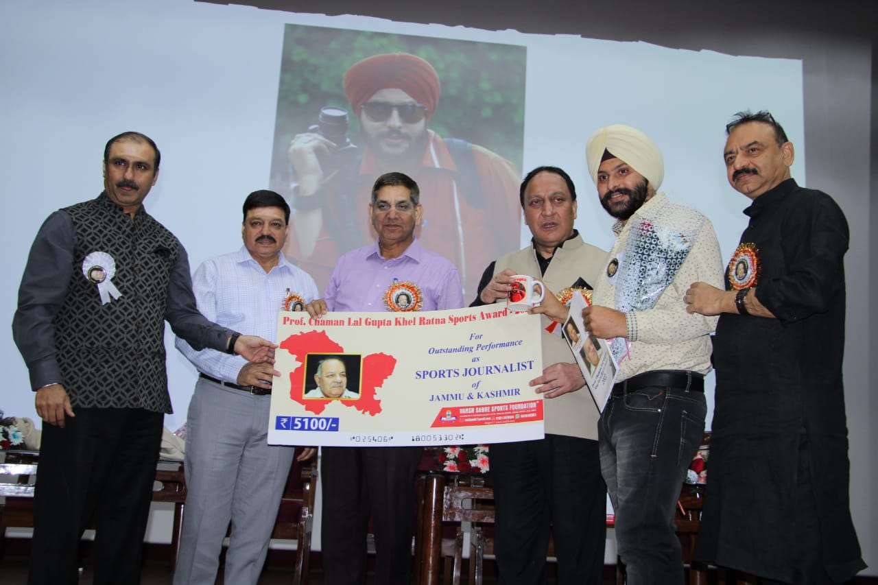 Vansh Sabre Foundation presents Prof. Chaman Lal Gupta Khel Ratna Sports Award to Media, Sports Journalists