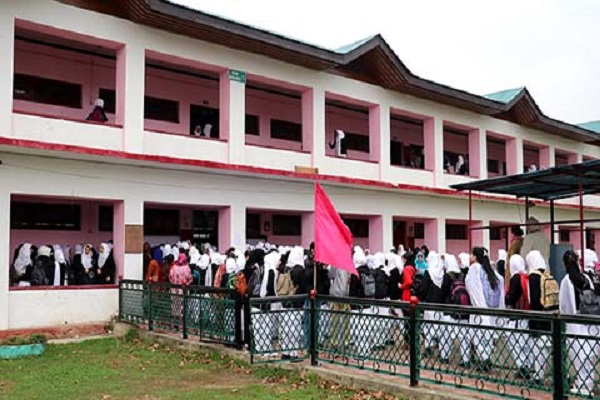 Director Education Kashmir appeals students to resume class work