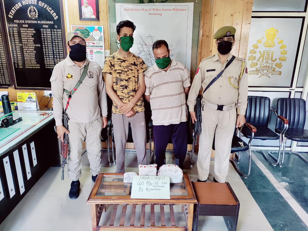 Anantang Police Apprehended Two Drug Peddlers; Charas and Cash Recovered.