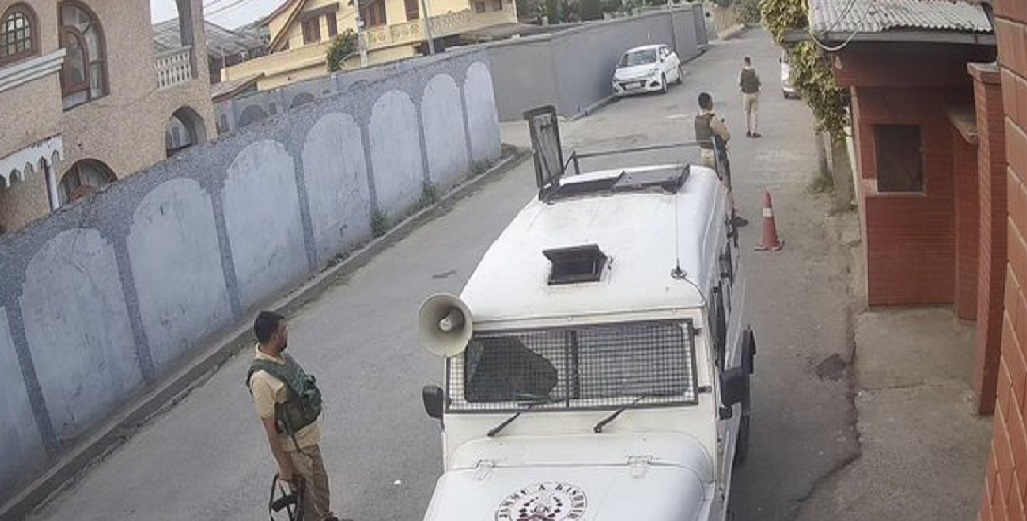 Eid Celebrated Across Jammu Kashmir, No Prayers Permitted at Jamia, Eidgah In Srinagar